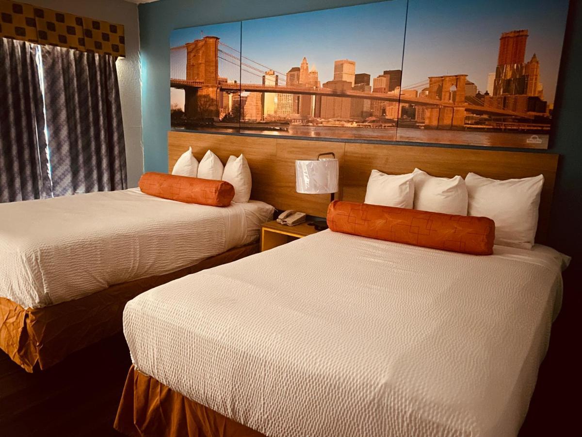 4 Budget Hotels Close to Six Flags Great Escape Queensbury