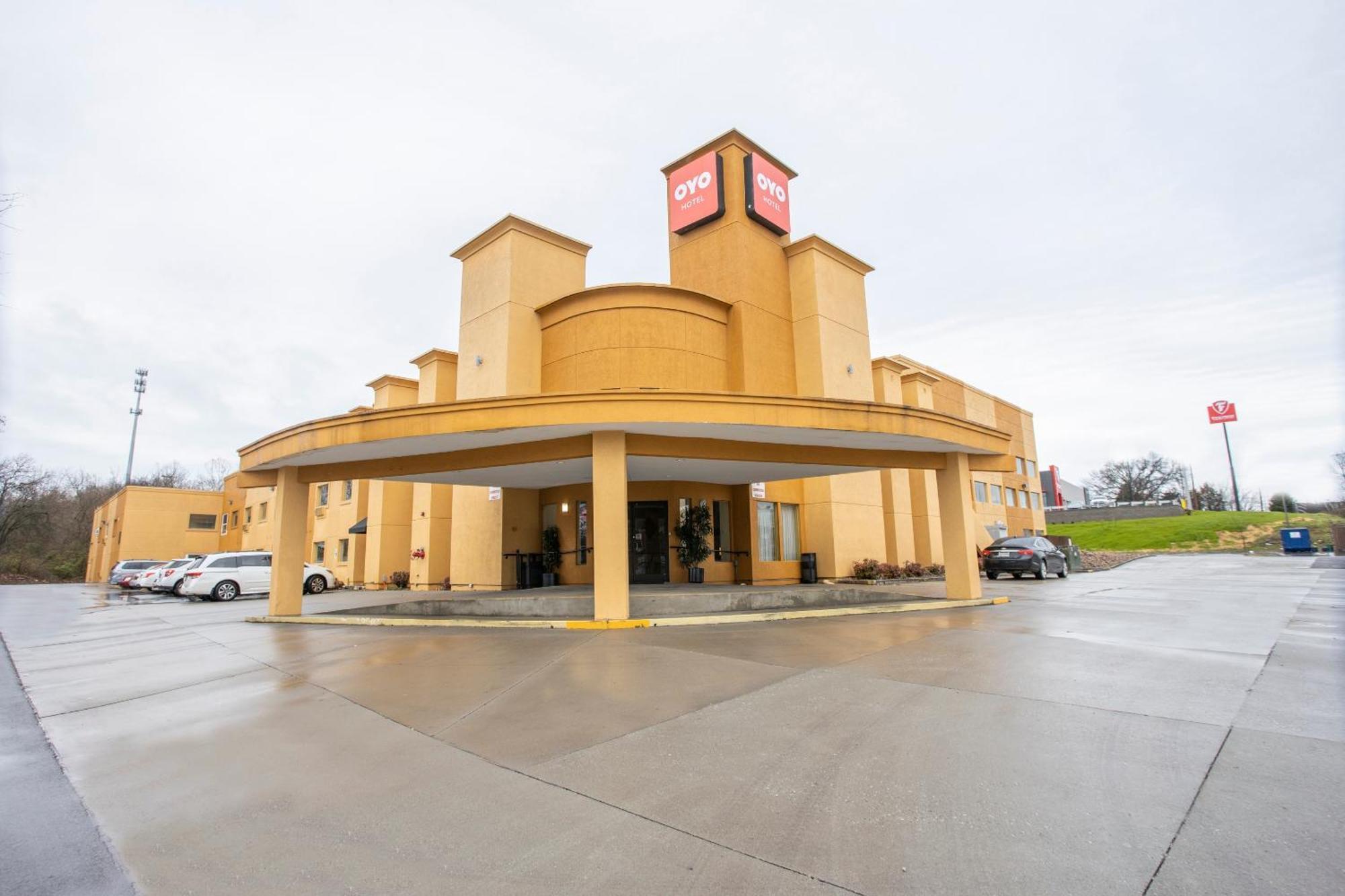 Where to Stay Near Concord Park: 4 Budget Hotels Ranked