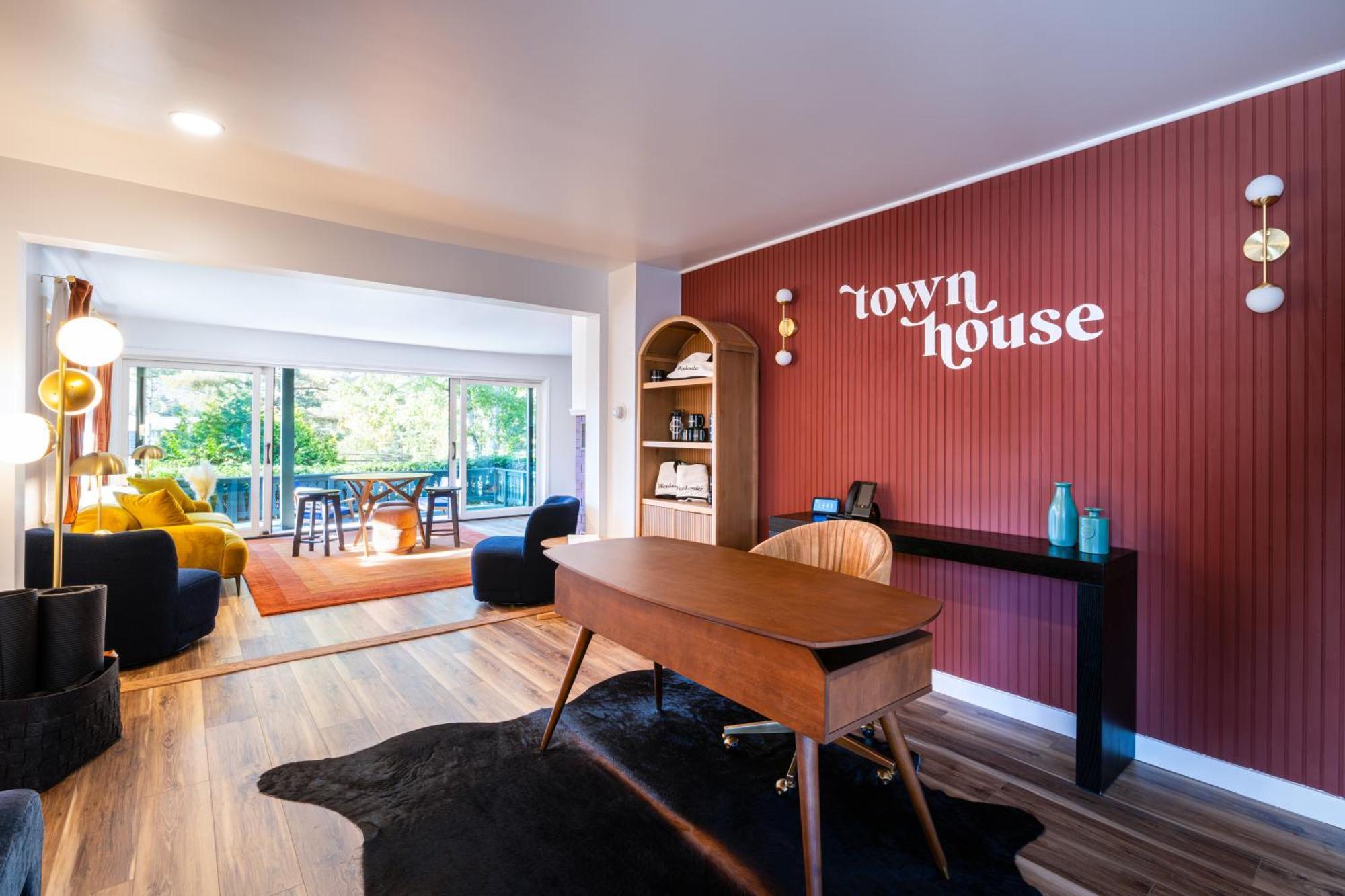 4 Spotless Hotels Near Lake Placid Winter Olympic Museum