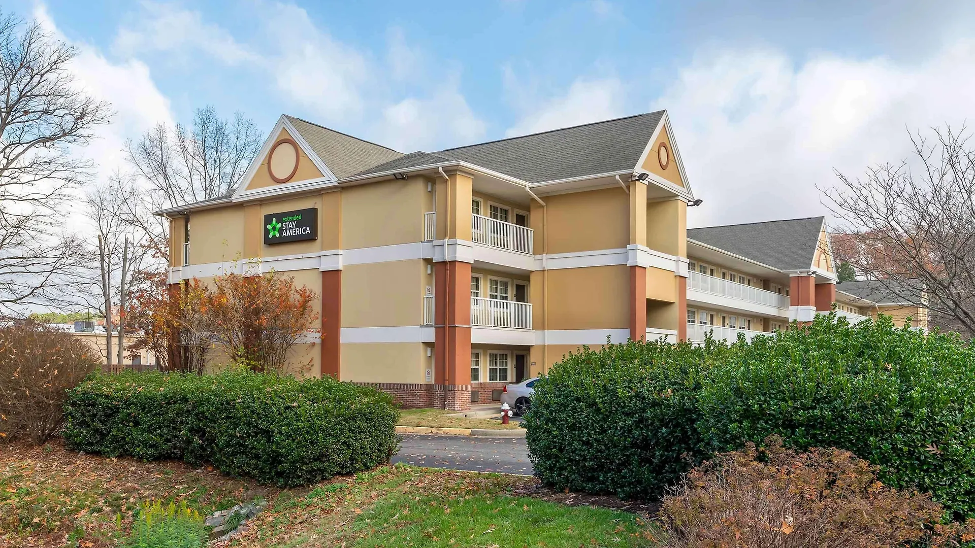 4 Top-Rated Resort Hotels Close to Williamsburg Winery