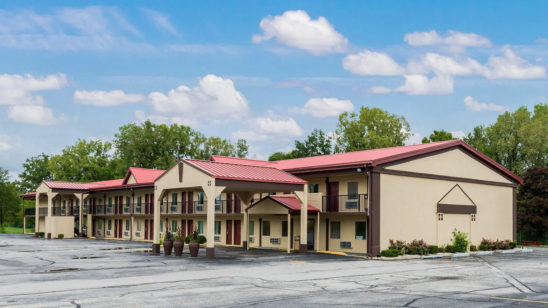 Staying In Indiana: 7 Red Roof Inn Hotels Compared