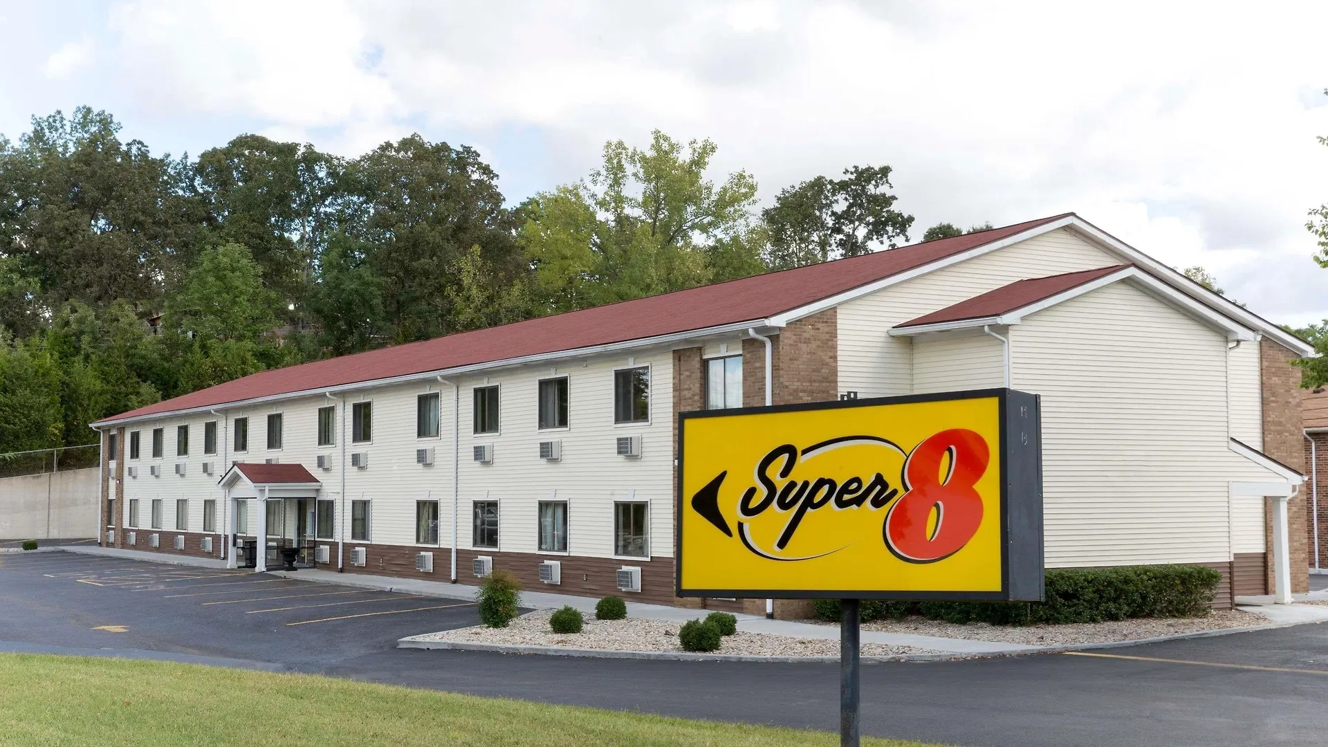 6 Top-Rated Super 8 by Wyndham Hotels in Kentucky