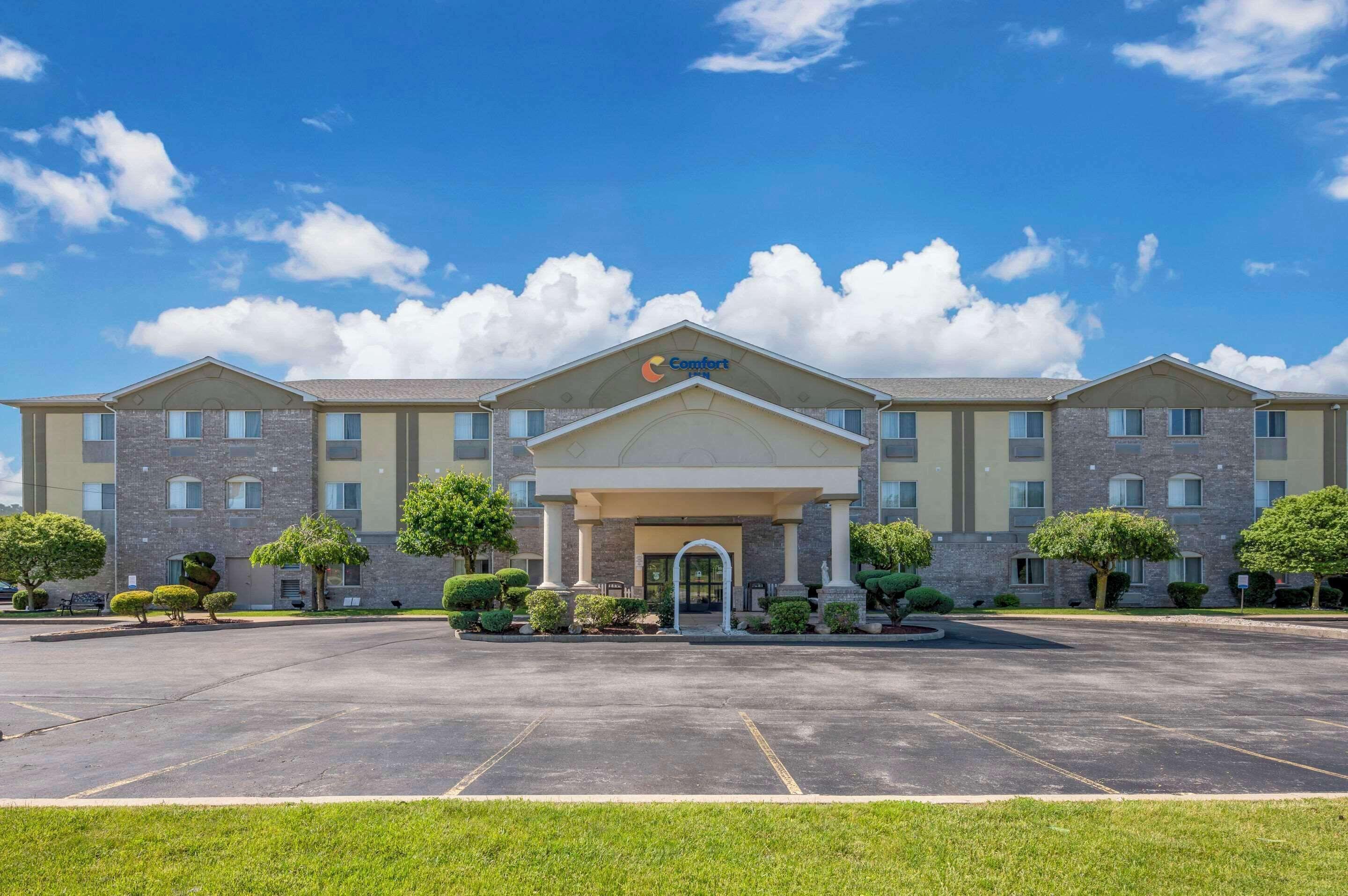 Staying In Indiana: 8 Inn Hotels Compared and Ranked